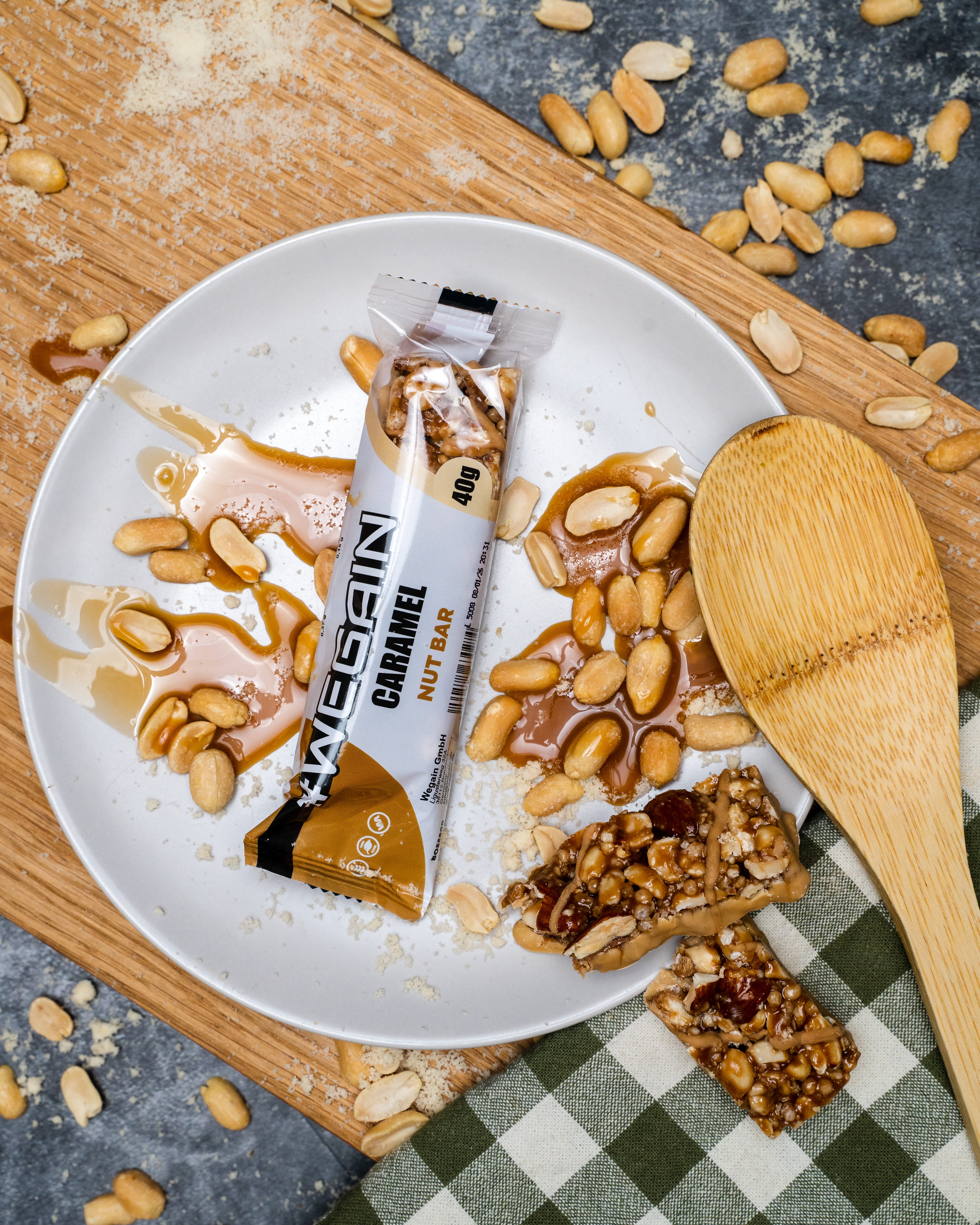 Dark Chocolate & Peanut Nut Bar im 12er Tray – glutenfrei & nährstoffreich